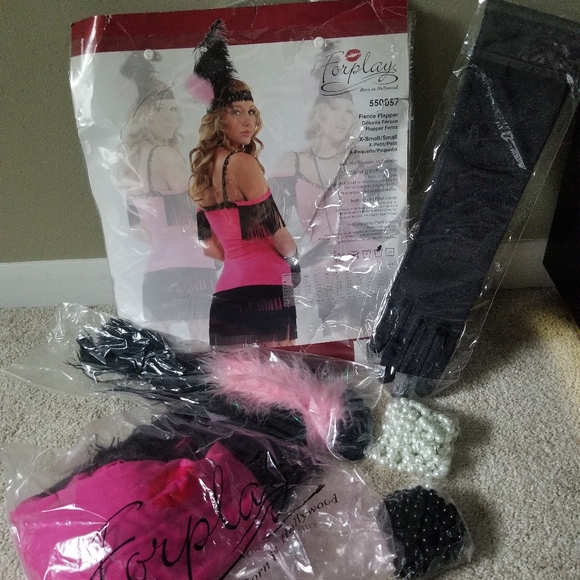 Flapper Costume With Accessory Set - Picture 2 of 5